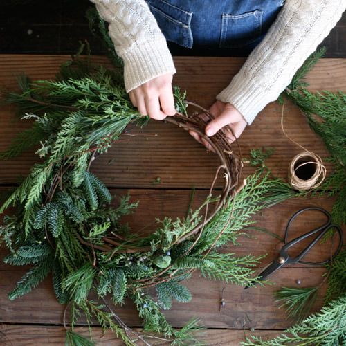 Private Holiday Wreath Class