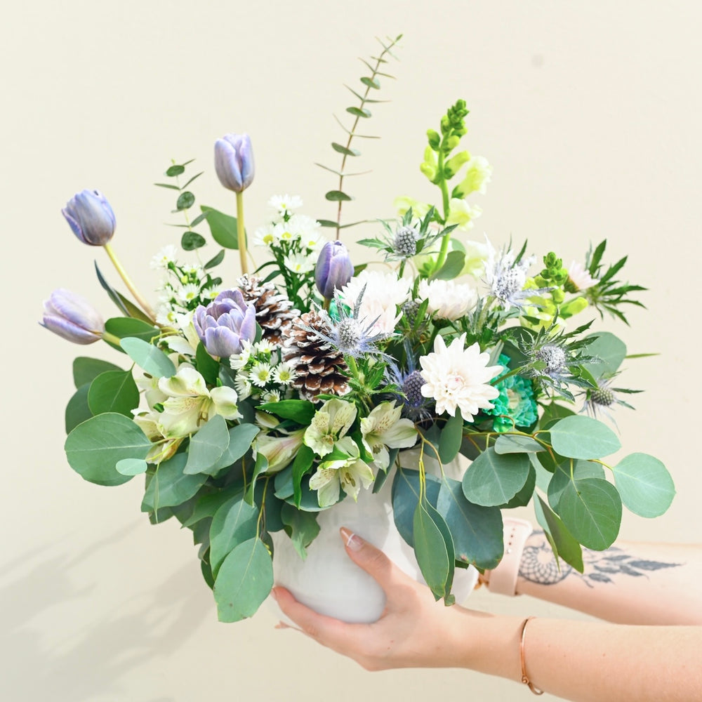 
            
                Load image into Gallery viewer, Winter Hues Floral Arrangement
            
        